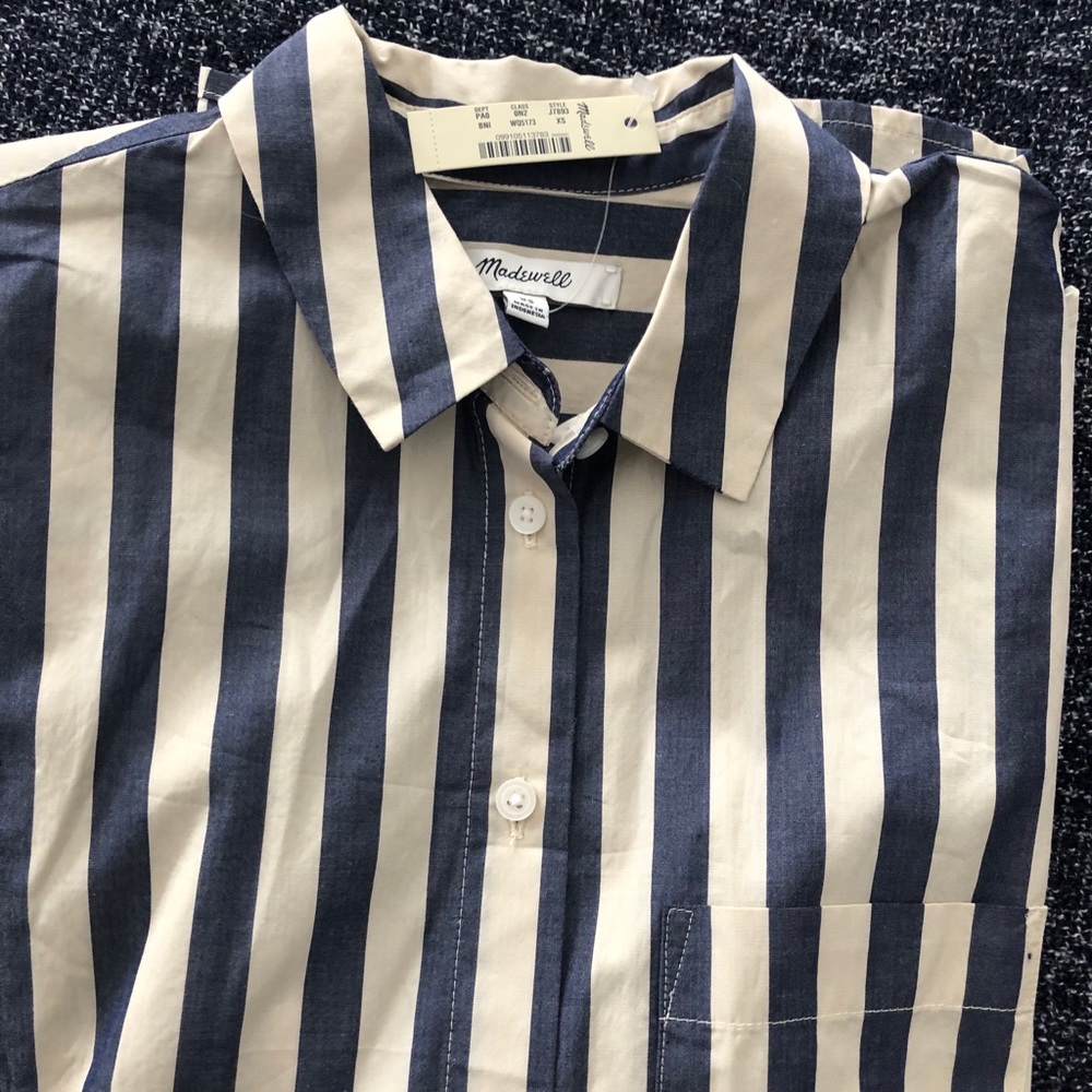 Madewell Long Sleeved Buttonup Blouse